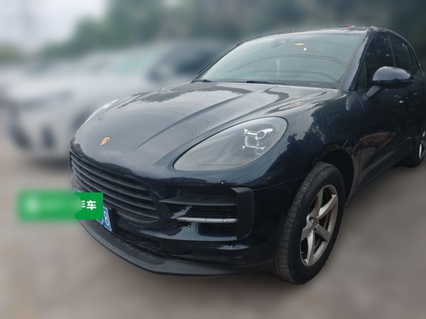 Porsche Macan · 2021 год