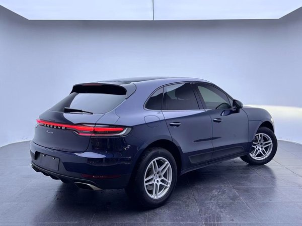Porsche Macan 2021, 63600 км, за 34840 USD