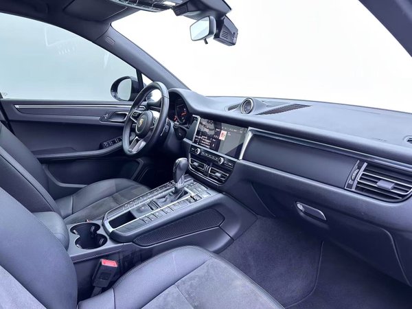 Porsche Macan 2021, 63600 км, за 34840 USD - фото 18
