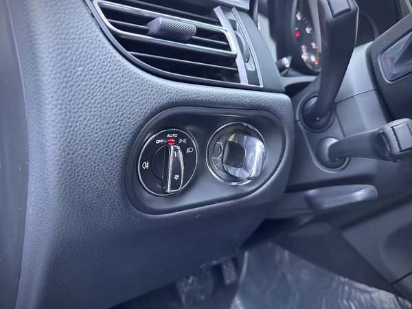 Porsche Macan 2021, 63600 км, за 34840 USD - фото 23