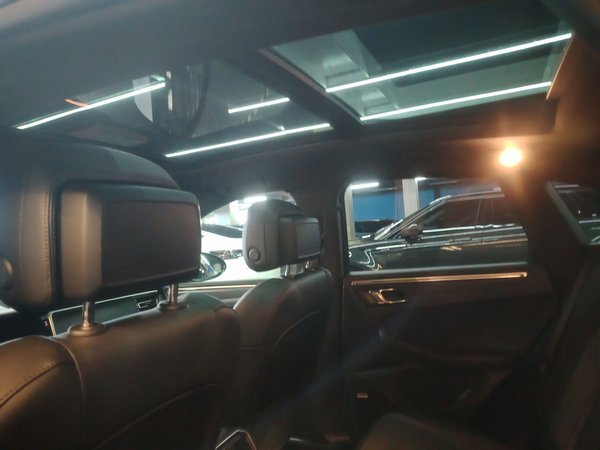 Porsche Macan 2021, 63600 км, за 34840 USD - фото 15