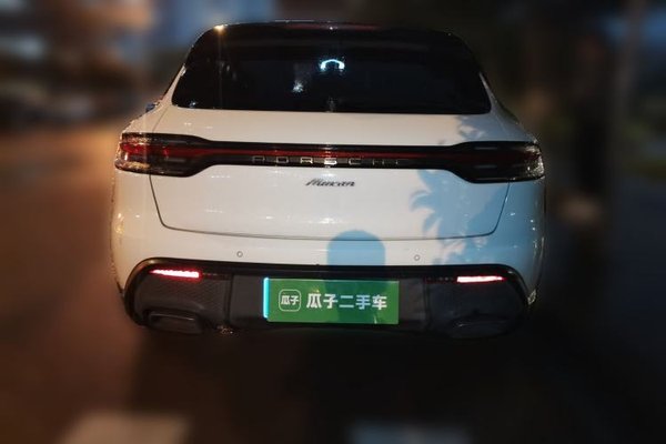 Porsche Macan 2023, 35100 км, за 49028 USD