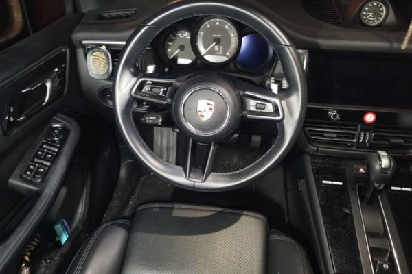 Porsche Macan 2023, 35100 км, за 49028 USD - фото 11