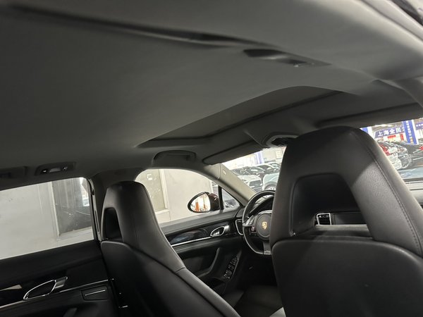 Porsche Panamera 2014, 167000 км, за 29087 USD