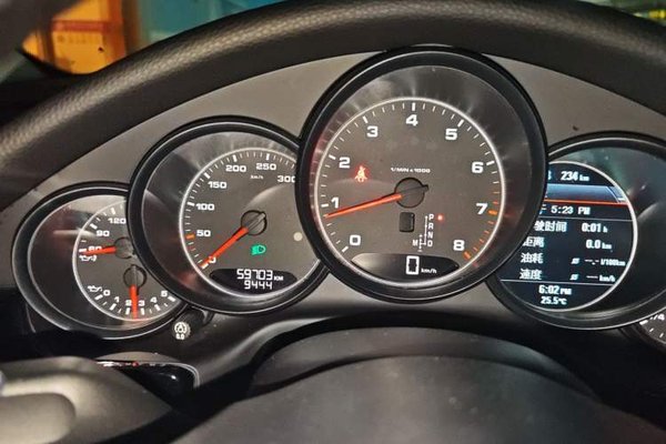 Porsche Panamera 2016, 61100 км, за 31523 USD - фото 11