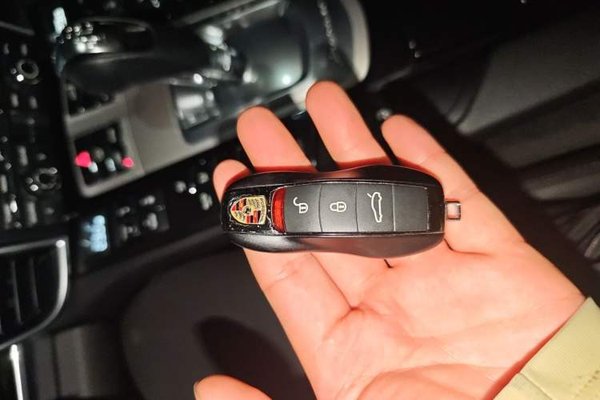 Porsche Panamera 2016, 61100 км, за 31523 USD - фото 20