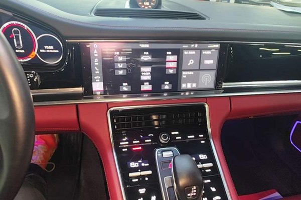 Porsche Panamera 2019, 51900 км, за 74269 USD - фото 15