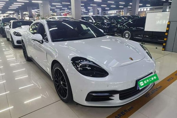 Porsche Panamera 2019, 51900 км, за 74269 USD