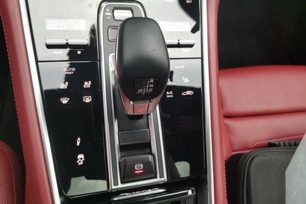 Porsche Panamera 2022, 13600 км, за 96794 USD - фото 13