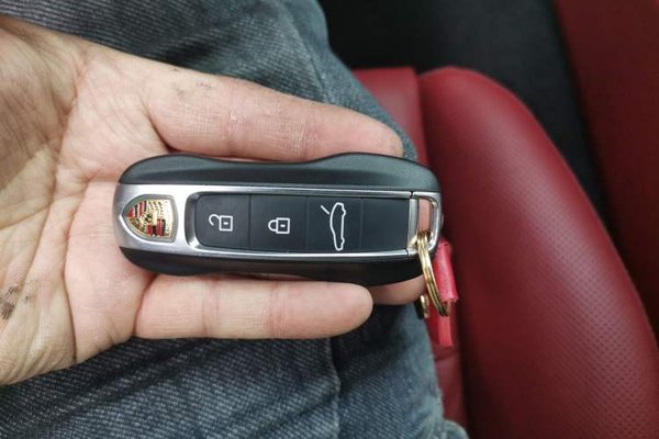 Porsche Panamera 2022, 13600 км, за 96794 USD - фото 17