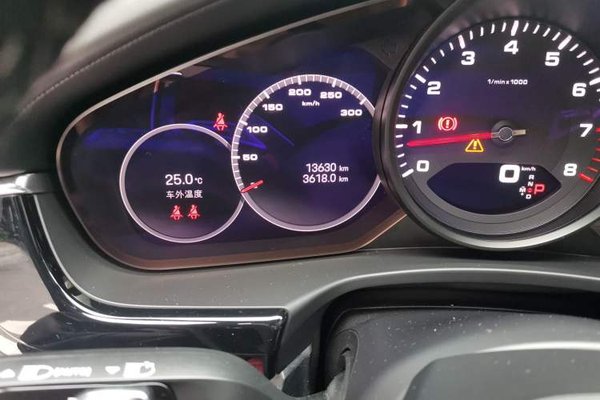 Porsche Panamera 2022, 13600 км, за 96794 USD - фото 11