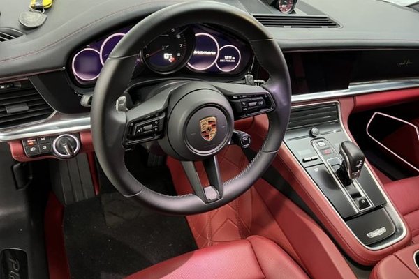 Porsche Panamera 2023, 24500 км, за 114205 USD - фото 8