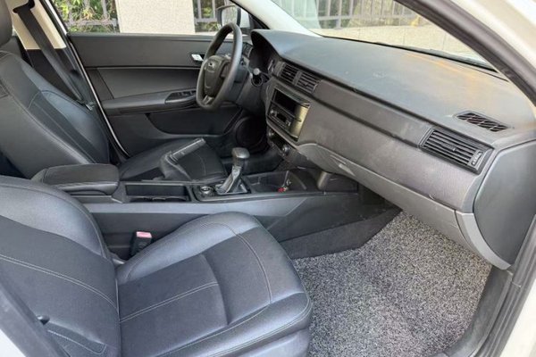 Qoros 3 2018, 73000 км, за 4861 USD - фото 17