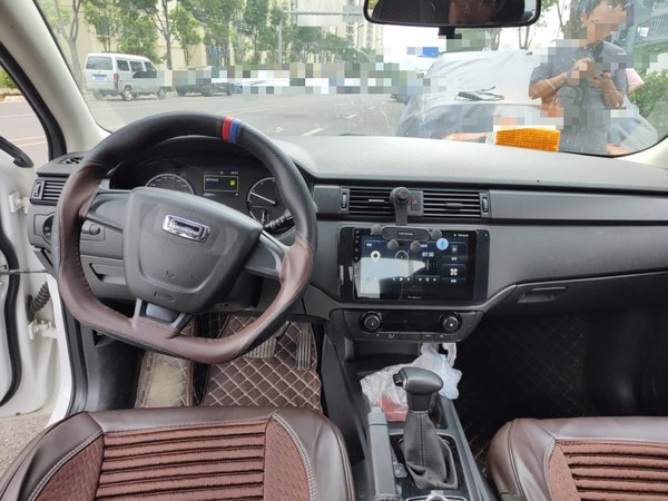 Qoros 3 2018, 86800 км, за 3374 USD - фото 12