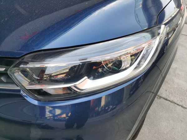 Renault Kadjar 2016 2.0L Two-Wheel Drive Leading Edition, 2016 года