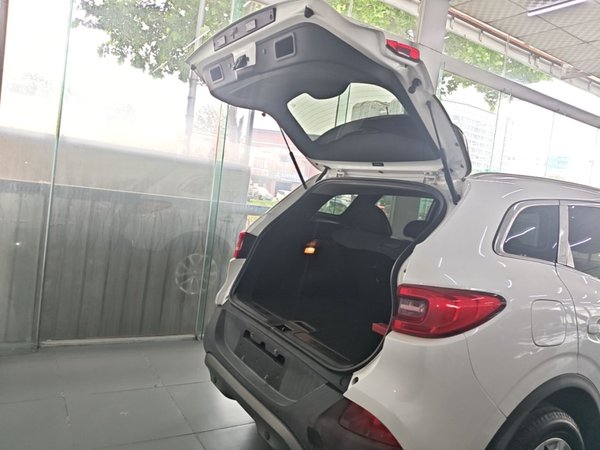 Renault Kadjar 2016, 89000 км, за 6145 USD - фото 28