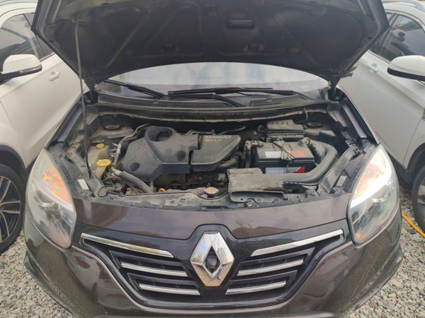 Renault Koleos 2013, 141100 км, за 4532 USD - фото 18