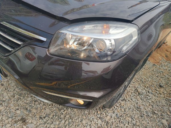 Renault Koleos 2013 2.5L 4x4 Urban Edition, 2013 года