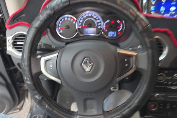 Renault Koleos 2014, 94200 км, за 4195 USD - фото 10