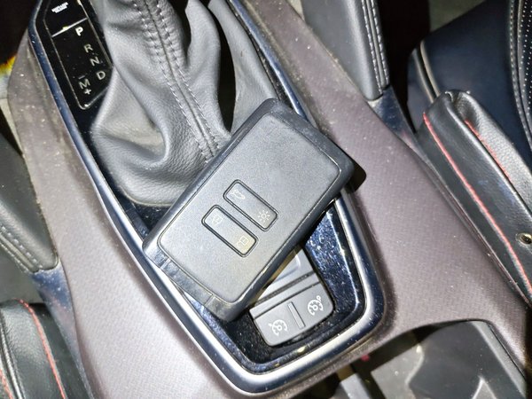 Renault Koleos 2018, 84900 км, за 9038 USD - фото 11