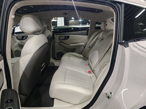 Rising F7 2023, 100 км, за 23124 USD - фото 20