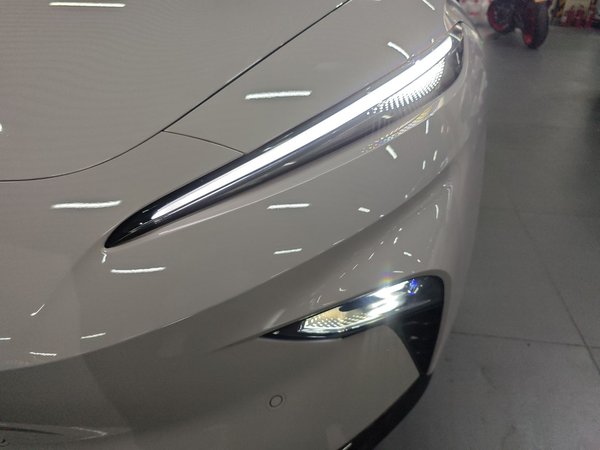 Rising F7 2023, 100 км, за 23124 USD - фото 9