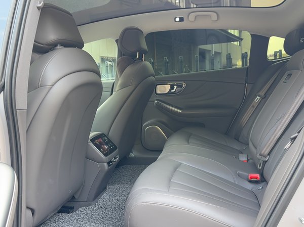 Rising F7 2023, 46900 км, за 11615 USD - фото 14