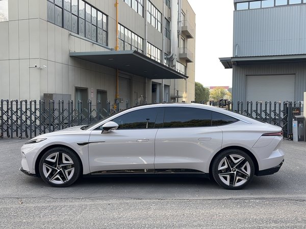 Rising F7 2023, 46900 км, за 11615 USD - фото 37