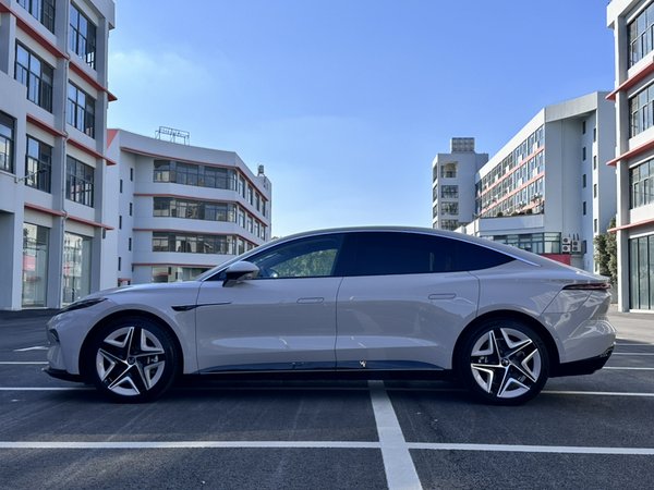 Rising F7 2023, 6000 км, за 24792 USD - фото 11