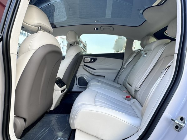 Rising F7 2023, 6000 км, за 24792 USD - фото 31