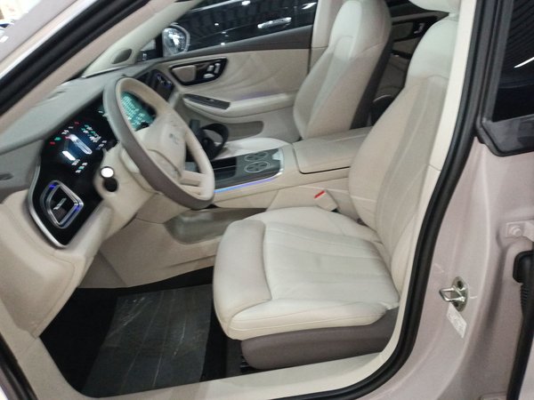 Rising F7 2023, 6000 км, за 24792 USD - фото 17