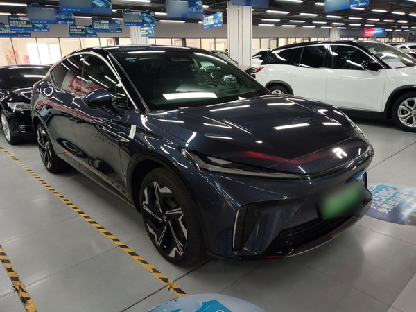 Rising R7 2022, 200 км, за 15590 USD