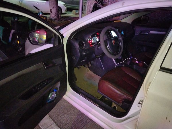 Roewe 350 2014, 176700 км, за 1988 USD - фото 13