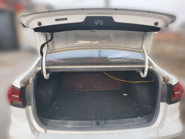 Roewe i5 2021, 39200 км, за 6882 USD - фото 9