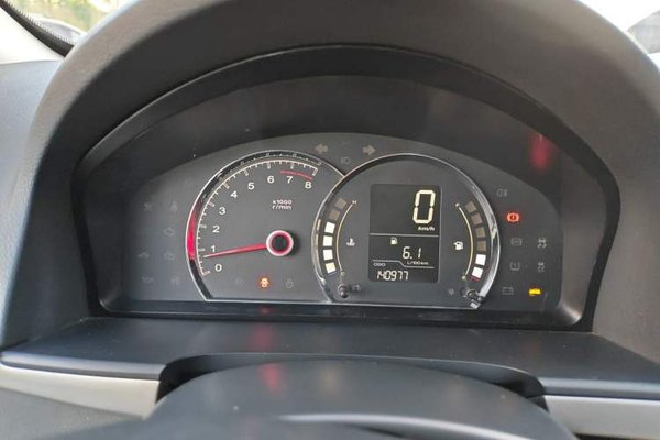 Roewe 350 2014, 140900 км, за 2323 USD - фото 11