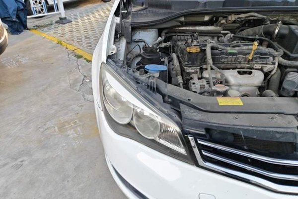 Roewe 350 2014, 140900 км, за 2323 USD - фото 7