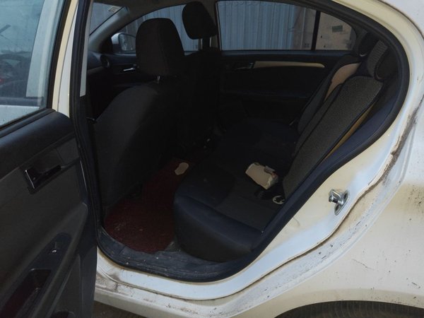 Roewe 350 2015, 50500 км, за 2734 USD - фото 15