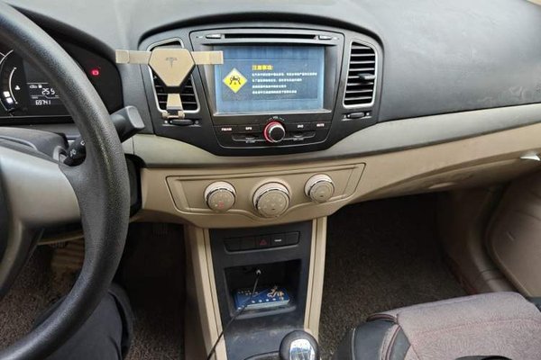 Roewe 350 2015, 69700 км, за 2528 USD - фото 14