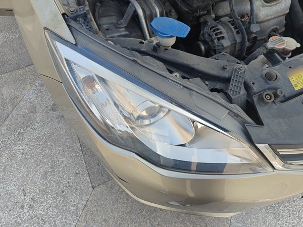 Roewe 360 2015, 127000 км, за 3502 USD - фото 7