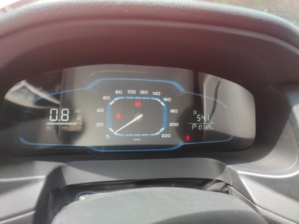 Roewe 360 2015, 101100 км, за 2586 USD - фото 12