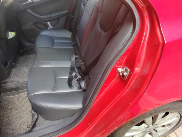 Roewe 360 2015, 101100 км, за 2586 USD - фото 18