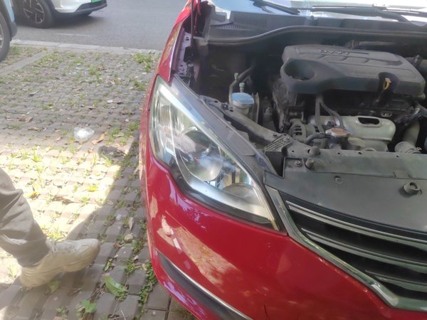 Roewe 360 2015, 101100 км, за 2586 USD - фото 7