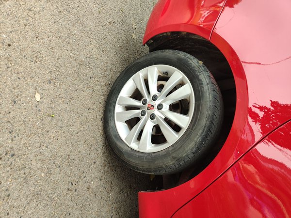 Roewe 360 2015, 92200 км, за 4529 USD - фото 10