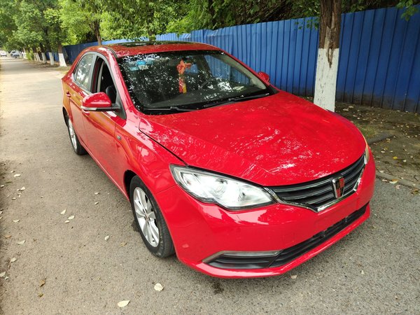 Roewe 360 2015 1.5L Automatic Luxury Edition, 2015 года