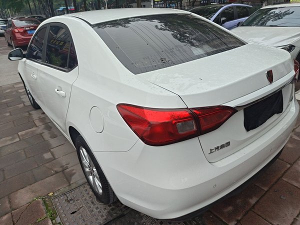 Roewe 360 2015, 125500 км, за 4117 USD