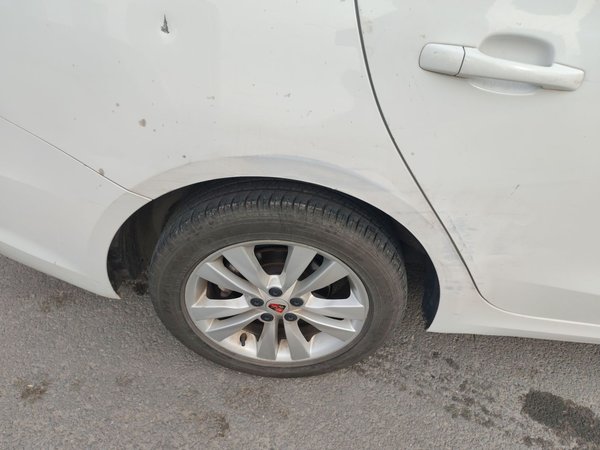 Roewe 360 2015, 86600 км, за 4158 USD - фото 10