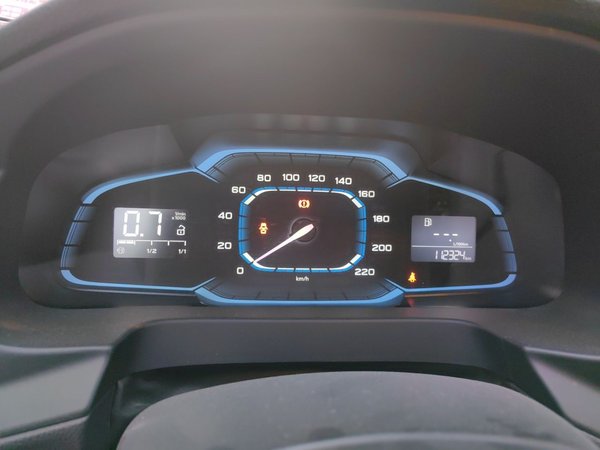 Roewe 360 2017, 112300 км, за 2749 USD - фото 12