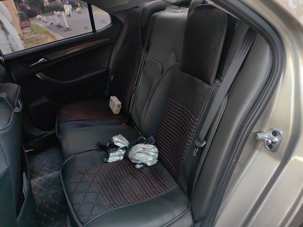 Roewe 360 2017, 112300 км, за 2749 USD - фото 18