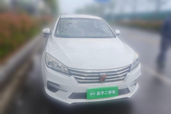 Roewe 360 2018, 33200 км, за 4149 USD