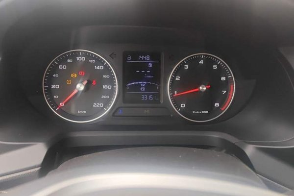 Roewe 360 2018, 33200 км, за 4149 USD - фото 9